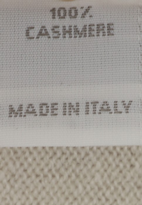 кардиган  универсального стиля с лицевой стороны