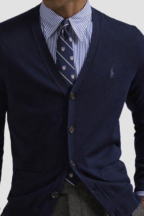 кардиган  из америки вид сбоку