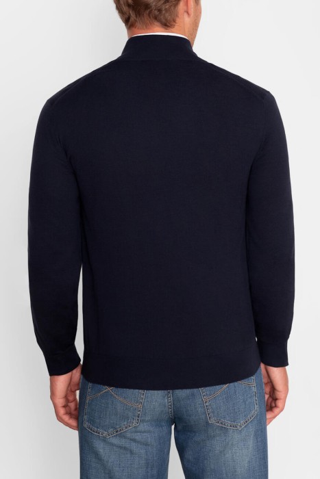 кардиган  по цене 157500 руб вид справа