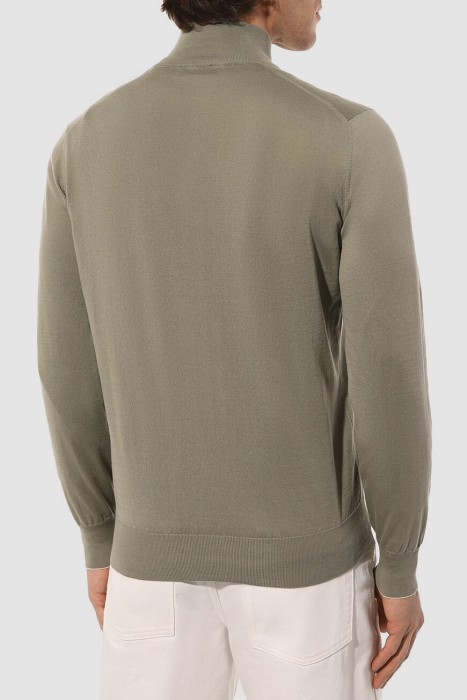 кардиган  по цене 157500 руб вид справа