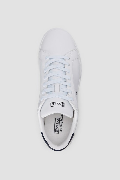 Товар белого цвета с внутренней стороны