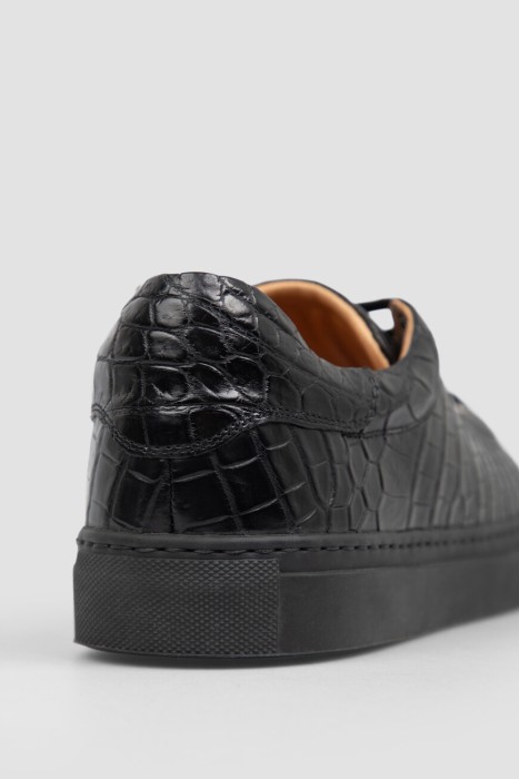 кеды  универсального стиля с лицевой стороны