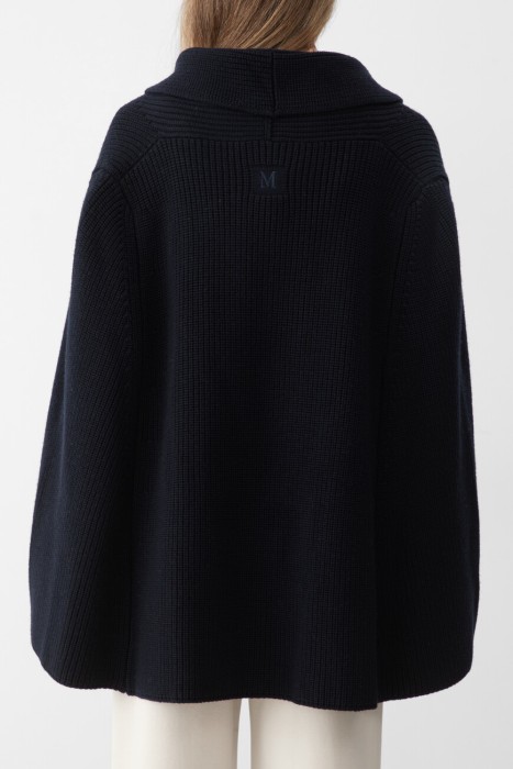кейп  от бренда max mara вид слева