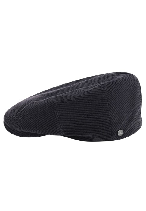 кепи  от известного бренда вид слева