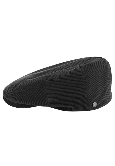 кепи  от известного бренда вид слева