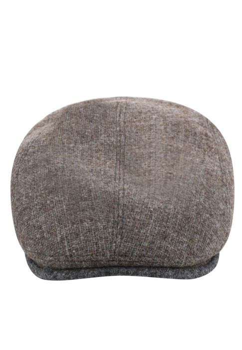 Товар коричневого цвета с внутренней стороны