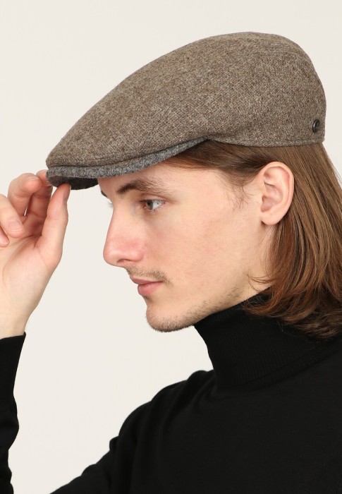 кепи  из проверенных материалов спереди