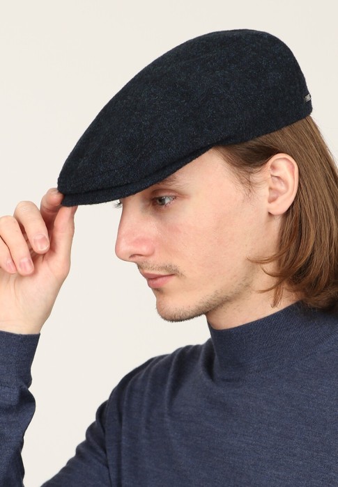 кепи  из проверенных материалов спереди