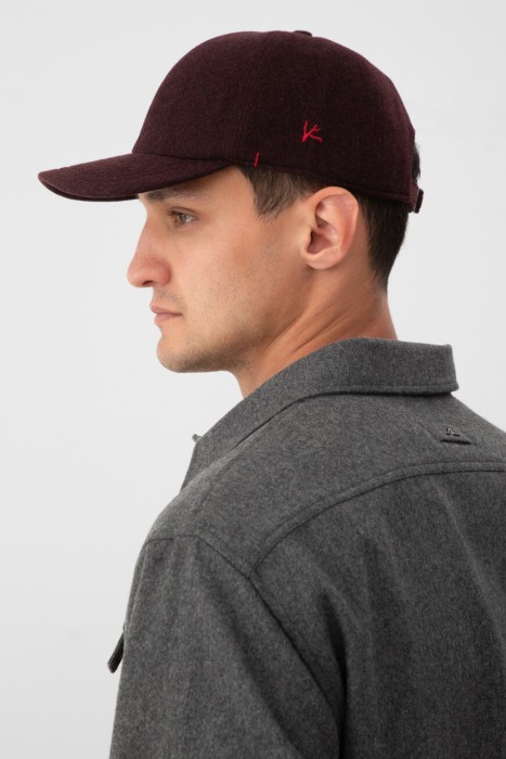 кепка  от бренда isaia вид слева