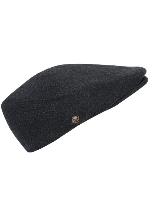 кепка  по цене 17340 руб вид справа