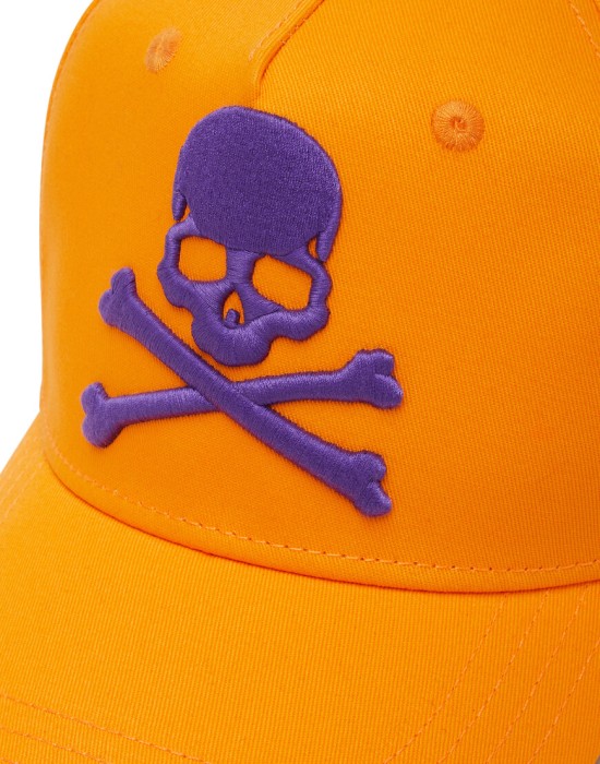 кепка  от бренда philipp plein вид слева