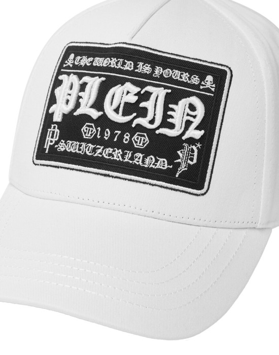 кепка  от бренда philipp plein вид слева