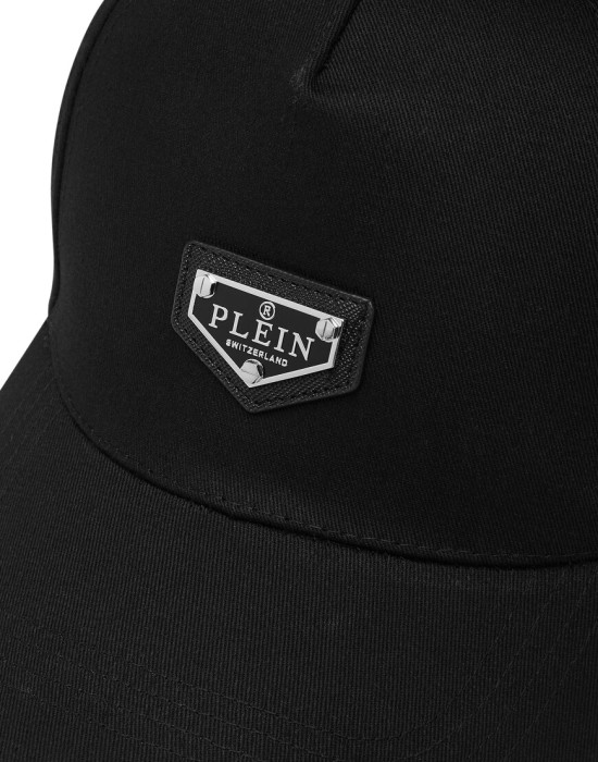 кепка  от бренда philipp plein вид слева