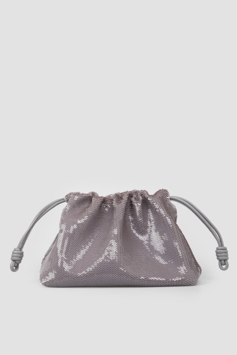 Товар серого цвета с внутренней стороны