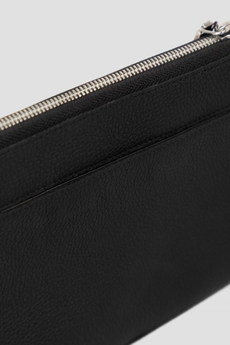 клатч  из кожи спереди