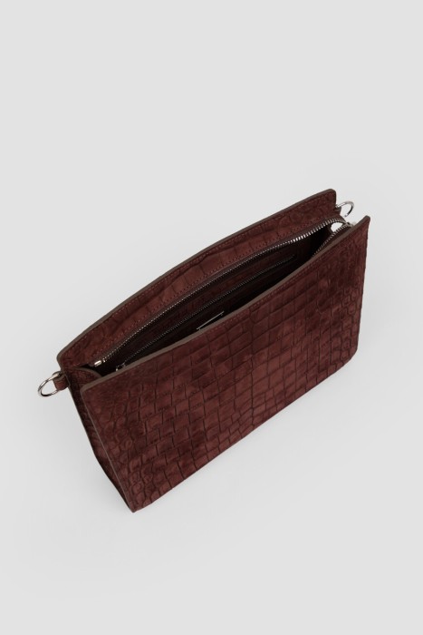 клатч  из кожи спереди