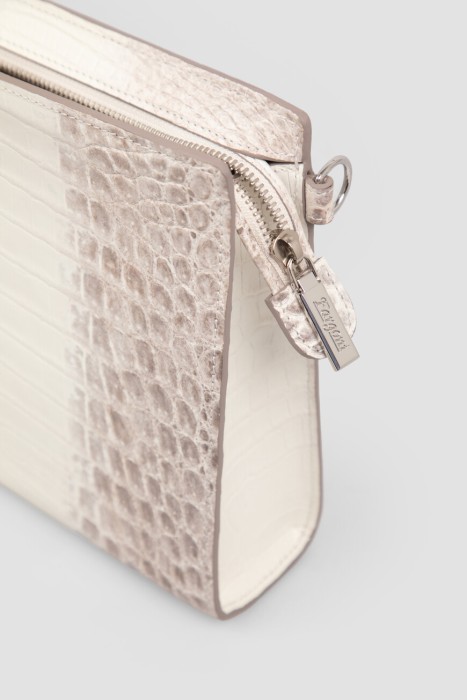 клатч  универсального стиля с лицевой стороны