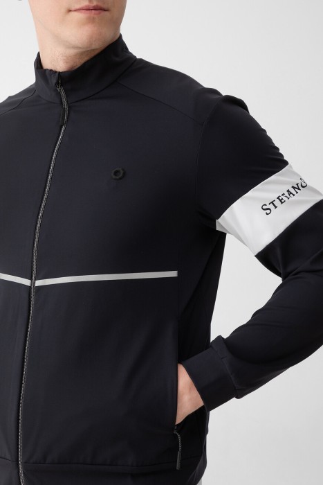 кофта спорт  модель из коллекции sr luxury tech из англии вид сбоку