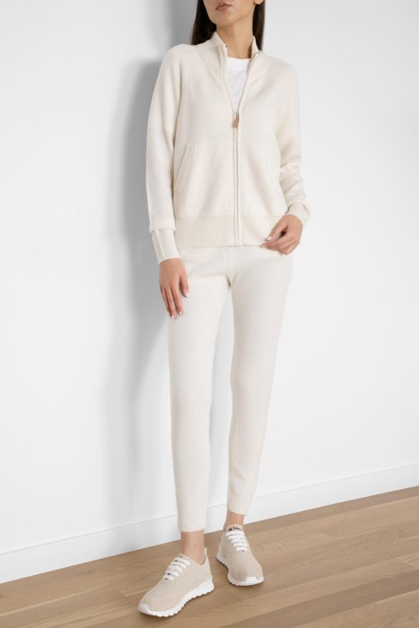 кофта спорт  из кашемира спереди