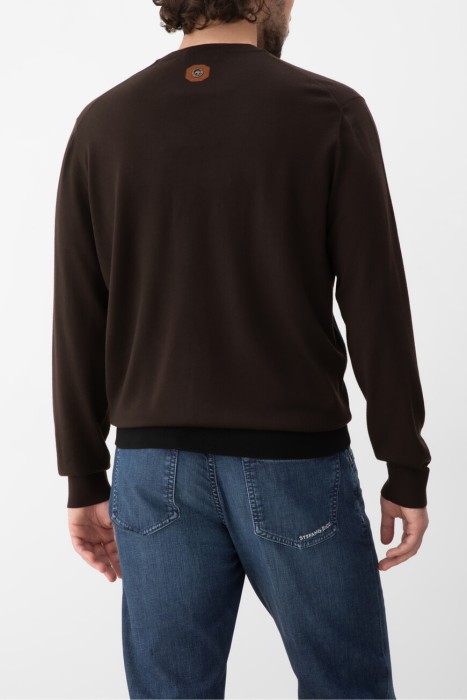 кофта  по цене 119500 руб вид справа