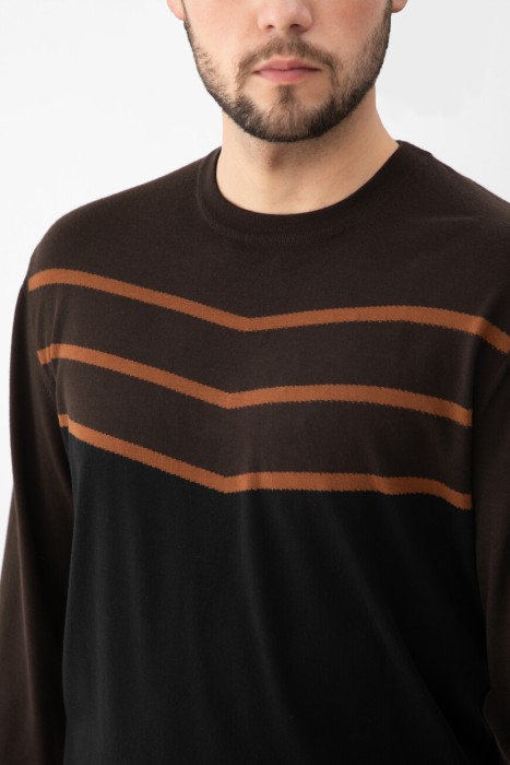 кофта  из англии вид сбоку