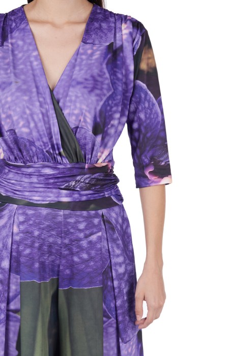 комбинезон  из проверенных материалов спереди