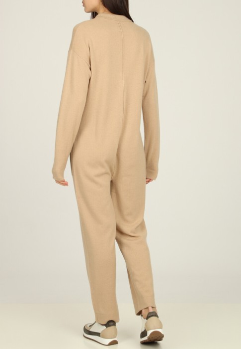 комбинезон  из германии вид сбоку