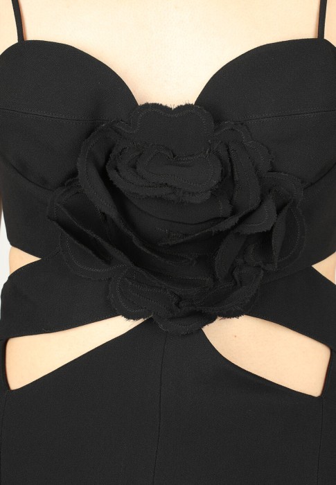 Товар черного цвета с внутренней стороны