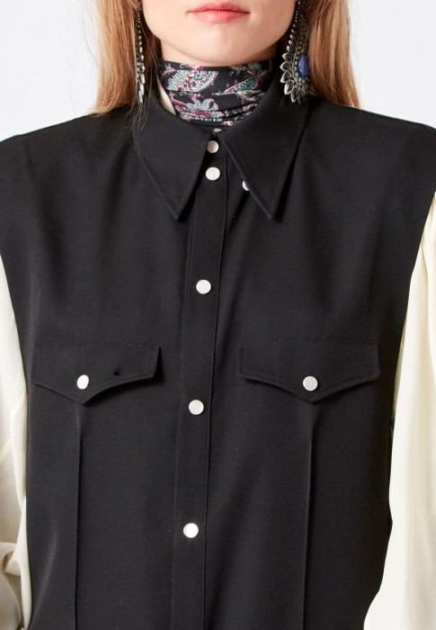 комбинезон  из проверенных материалов спереди