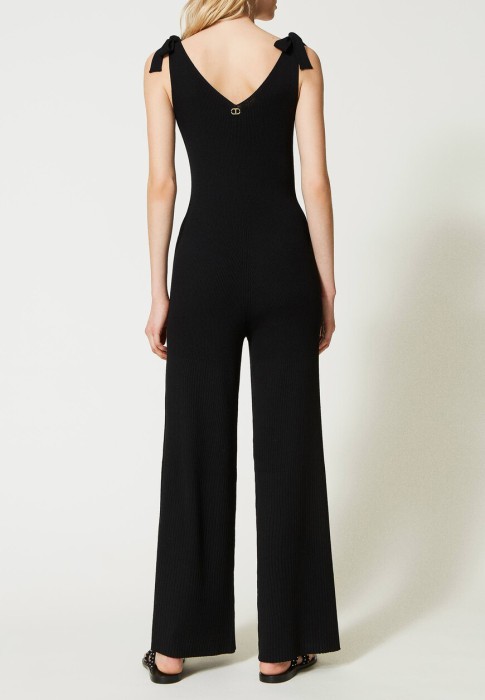 комбинезон  по цене 33530 руб вид справа