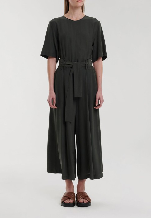 комбинезон  из италии вид сбоку