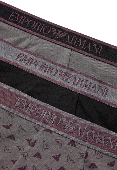 комплект боксеров  от бренда emporio armani underwear вид слева