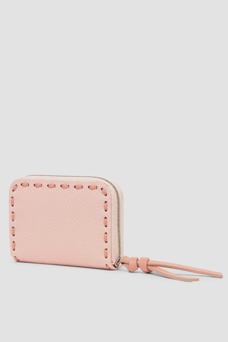 кошелек  модель peekaboo от бренда fendi вид слева