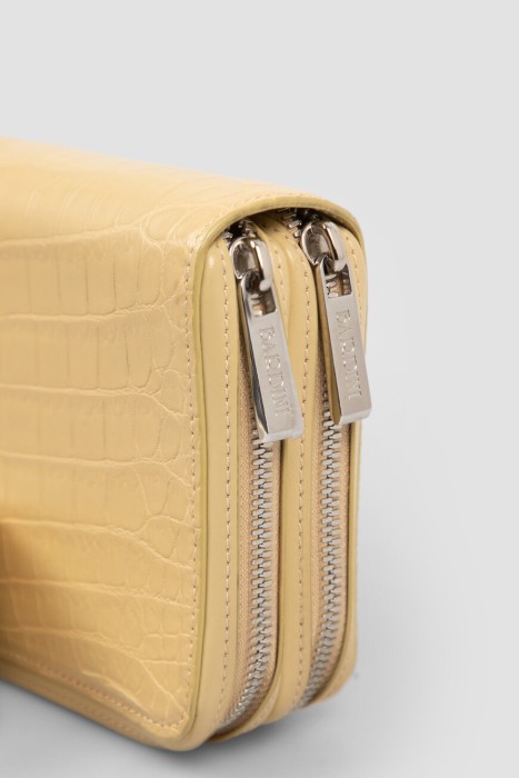 кошелек  из кожи спереди