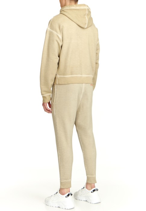 костюм 2 из проверенных материалов спереди