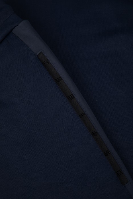 костюм спорт  на сезон этого года фотография