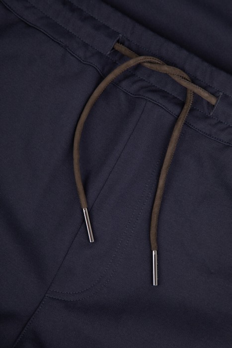 костюм спорт  вид сзади