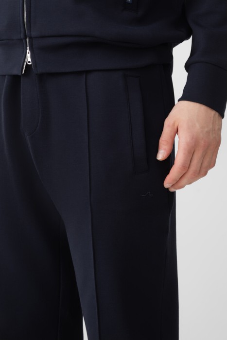 костюм спорт  из хлопка спереди