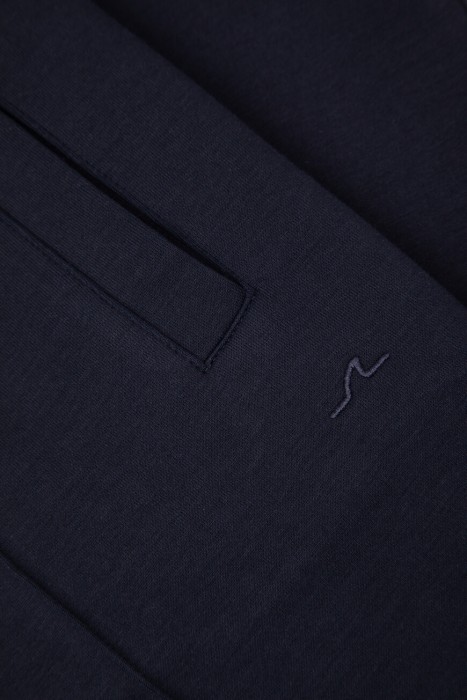 костюм спорт  вид справа