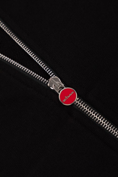 костюм спорт  спортивного стиля с лицевой стороны