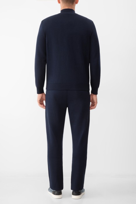 костюм спорт  от бренда zilli вид слева