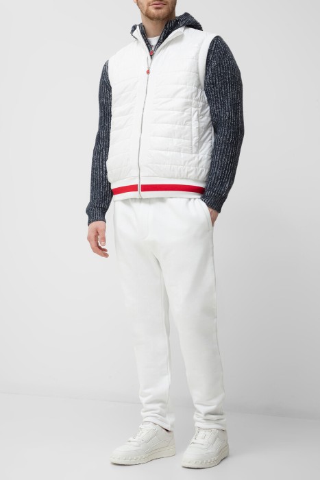 Товар с артикулом UMJ001101002 вид сзади