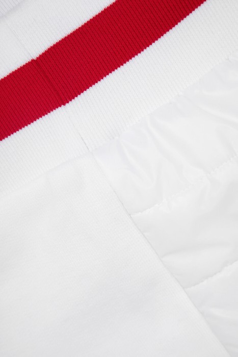 костюм спорт  спортивного стиля с лицевой стороны