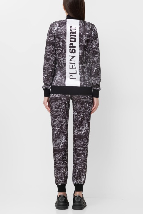 костюм спорт  от бренда plein sport вид слева