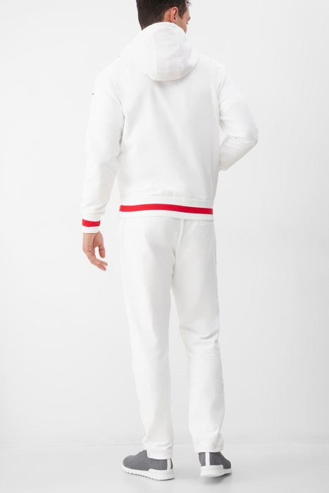 костюм спорт  по цене 149325 руб вид справа