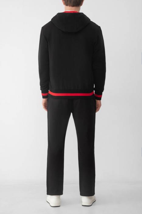 костюм спорт  по цене 135450 руб вид справа