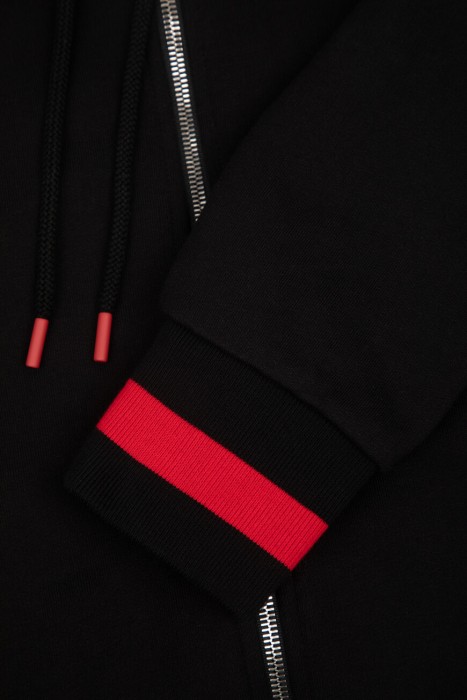 костюм спорт  спортивного стиля с лицевой стороны