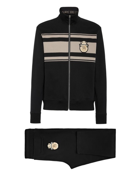 костюм спортивный  из проверенных материалов спереди