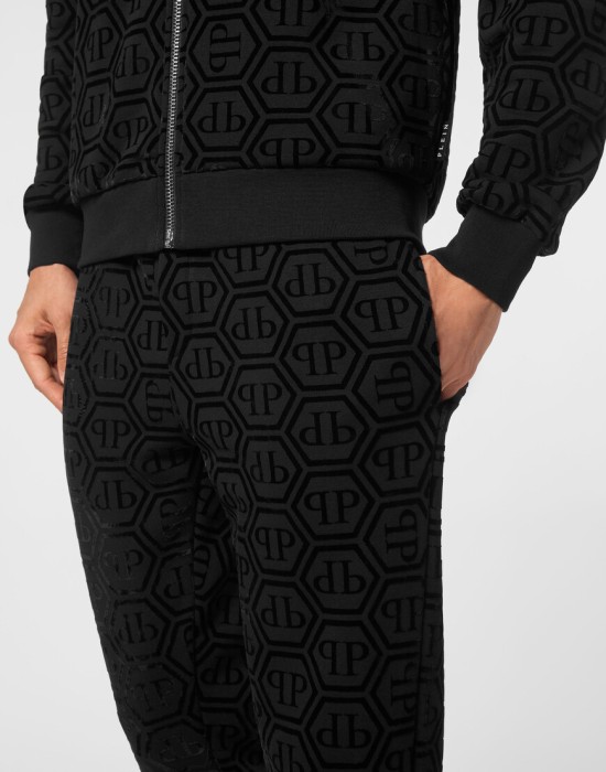 костюм спортивный  из америки вид сбоку