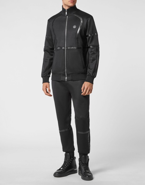 костюм спортивный  по цене 81656 руб вид справа